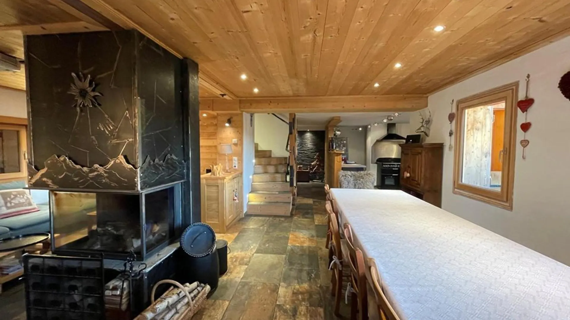 Chalet De Caractere Pour 12 Pers, 165M², 5 Chambres, Cheminee, Hammam, Babyfoot, Proche Des Saisies. - Fr-1-733-76 Crest-Voland