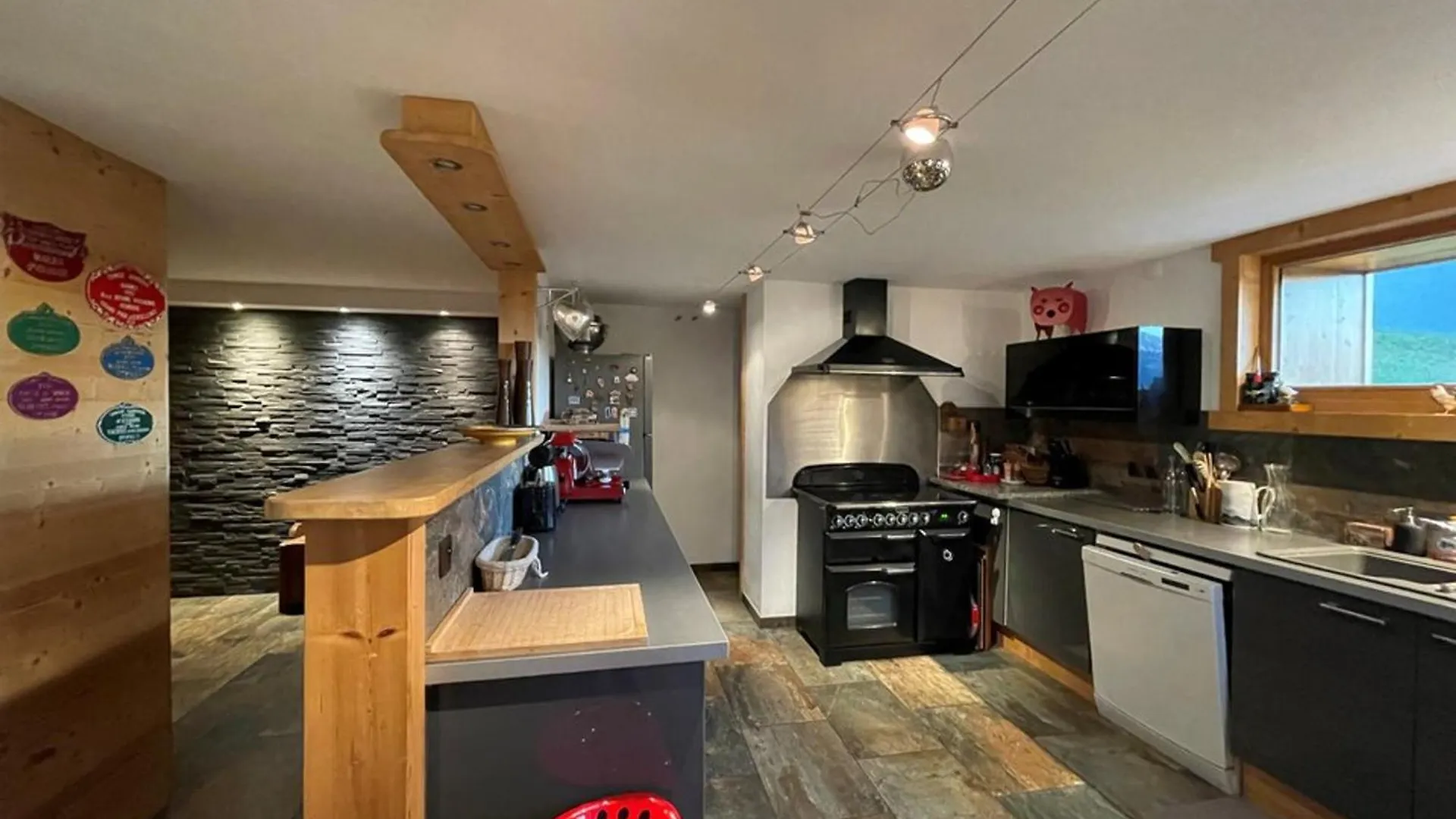 Chalet De Caractere Pour 12 Pers, 165M², 5 Chambres, Cheminee, Hammam, Babyfoot, Proche Des Saisies. - Fr-1-733-76 Crest-Voland